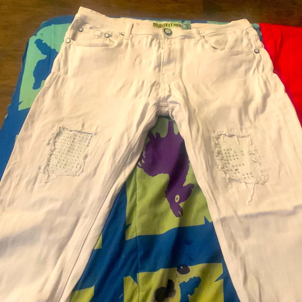 White pants with gemstones